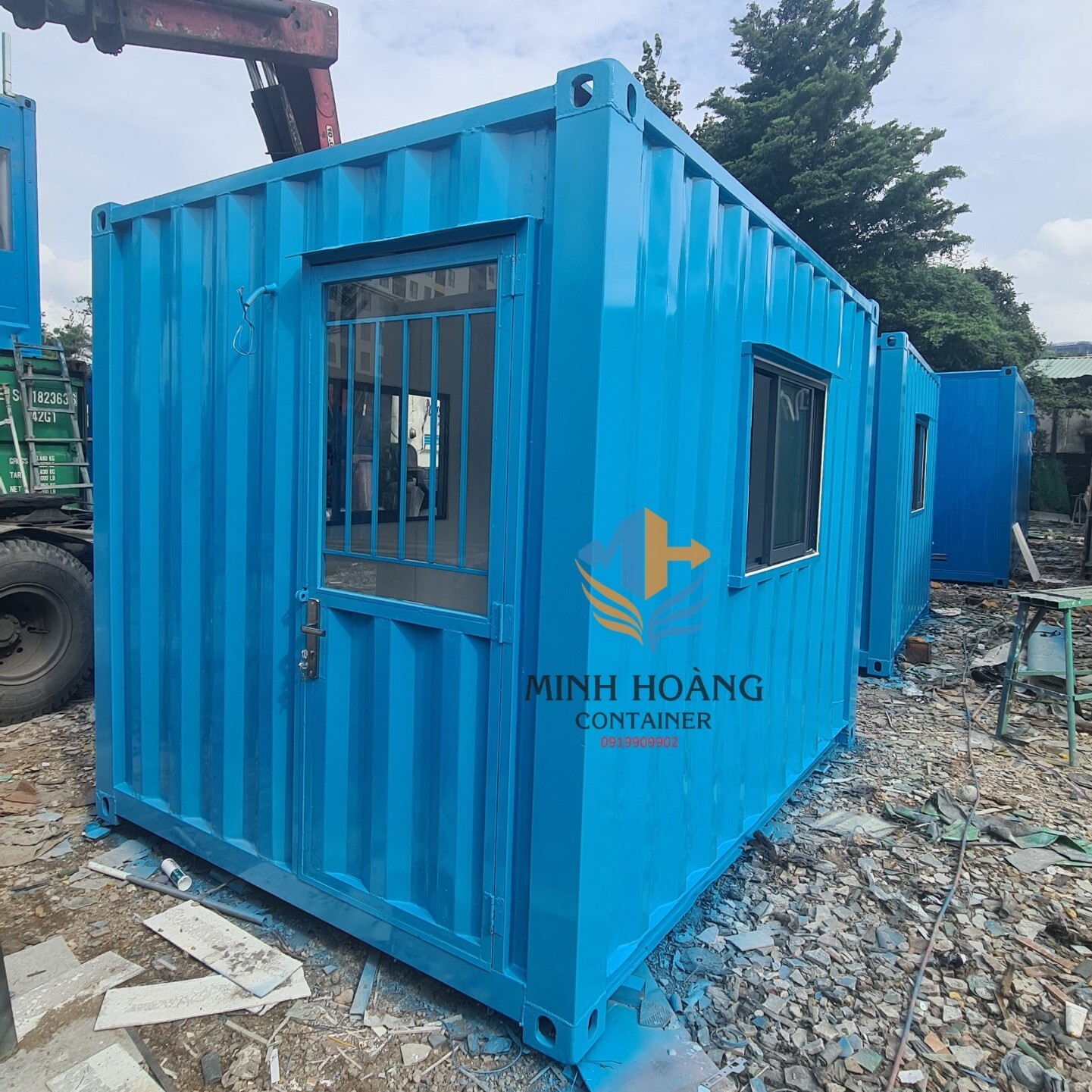 Bộ đôi container 2x10 feet văn phòng bảo vệ, quầy bán vé được bàn giao vận chuyển tận nơi đến khách hàng tại Bình Dương 